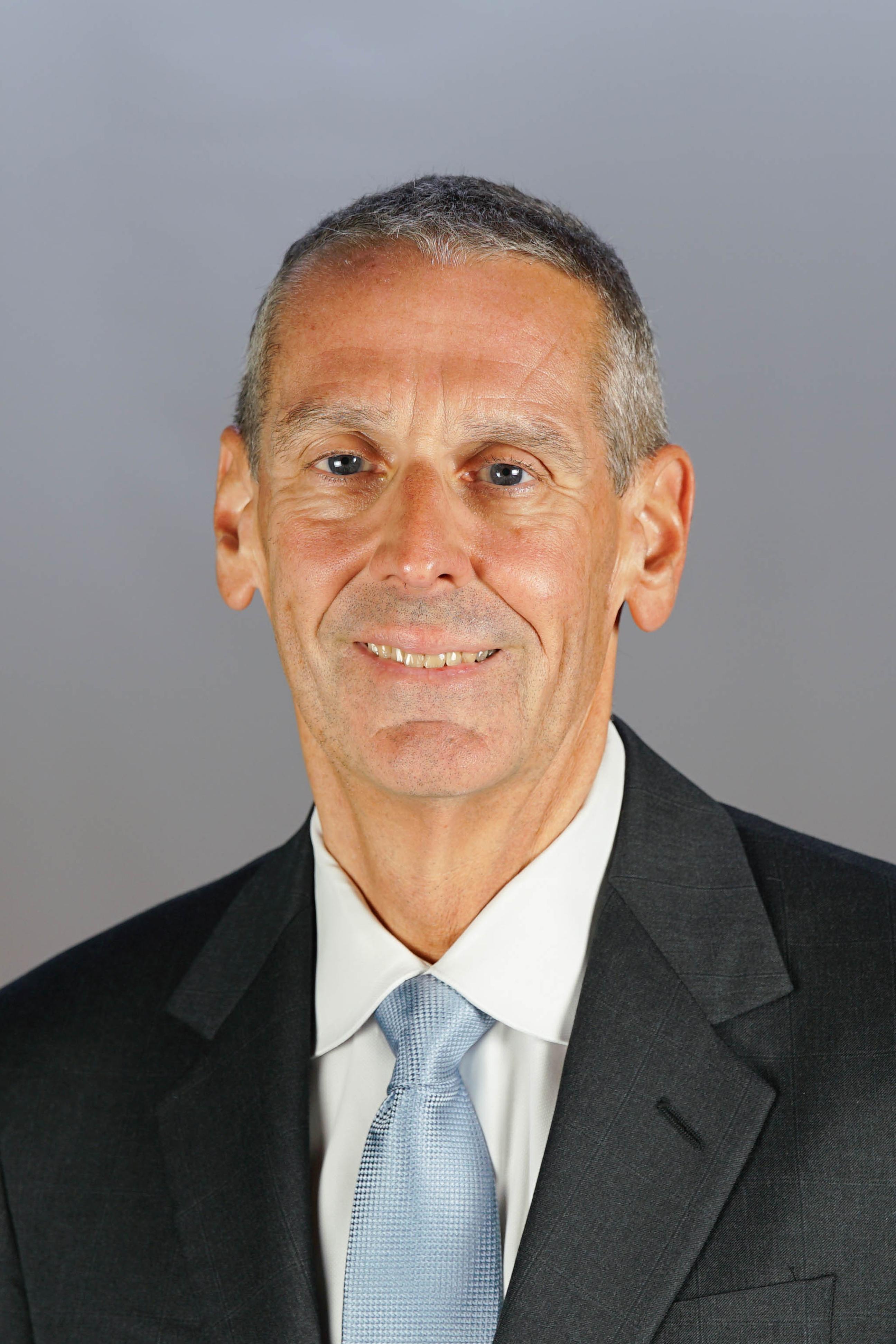 Mike McGlothlin Headshot